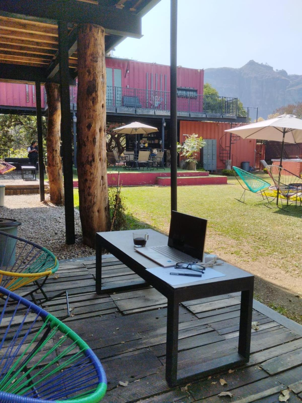 Containers Park Hotel Tlayacapan Ngoại thất bức ảnh